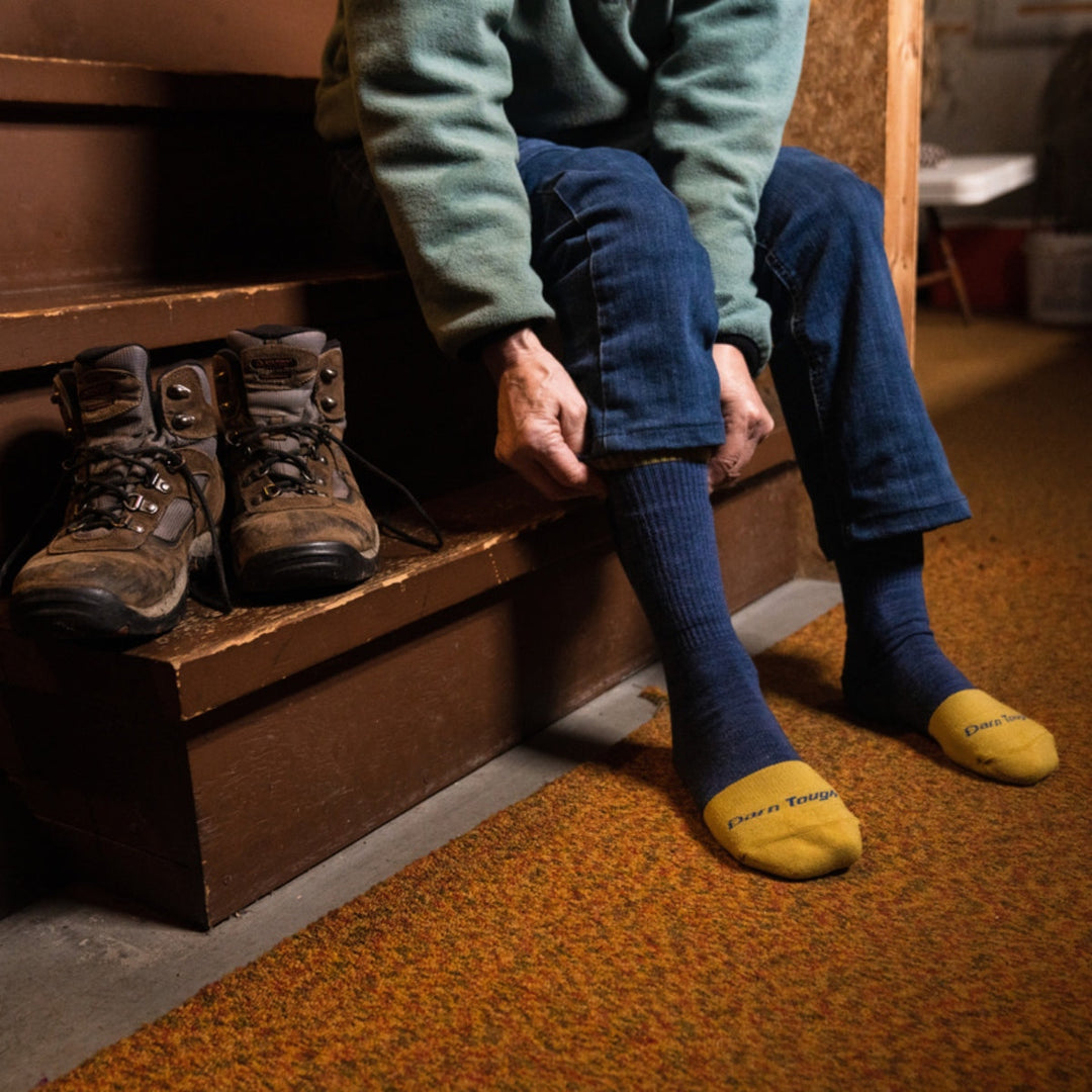 How to Choose the Right Socks for Work