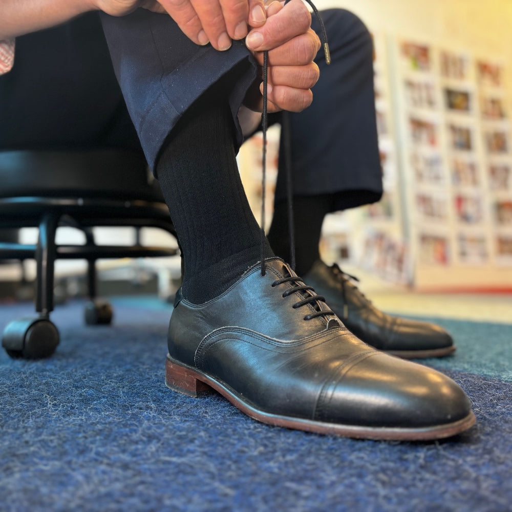 How to Wear Men's Dress Socks: From No Show to Over the Calf