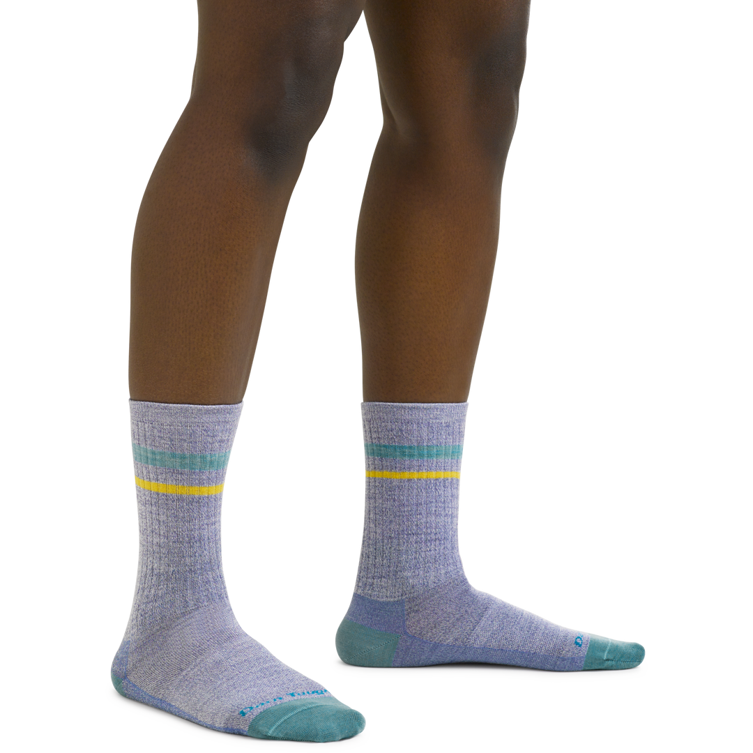 Women's Letterman soft casual socks in light denim on foot
