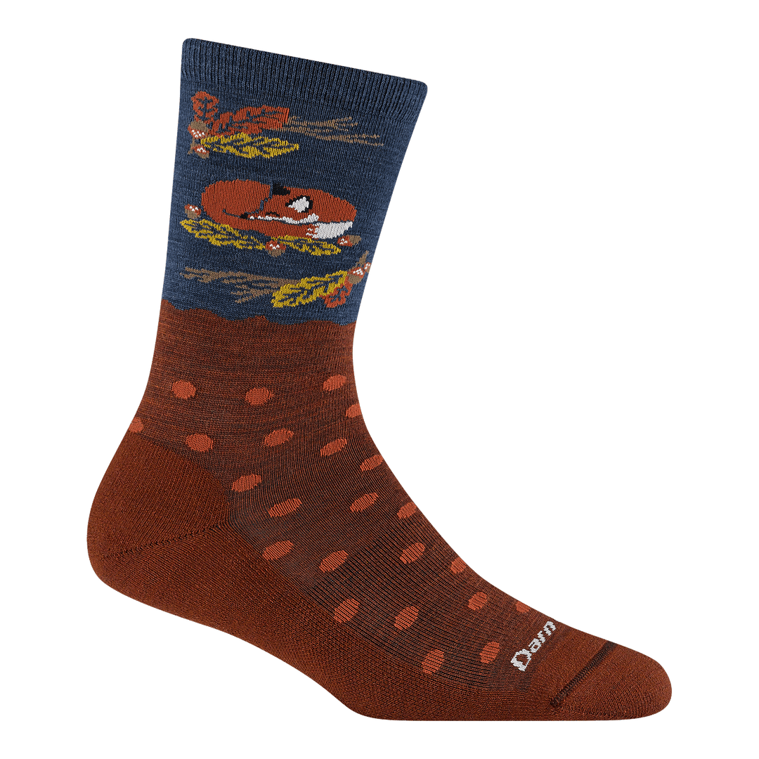 Reverse 6105 Wild life crew in Fall foliage red featuring a fox curled up sleeping in a pile of leaves
