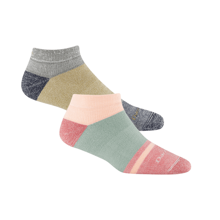 Bundle image of the men's and women's apres no show in fennel and honey dew 