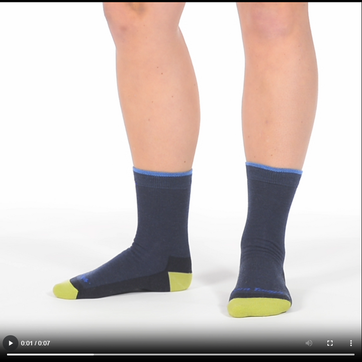 video of model wearing the 3044 Kids field trip